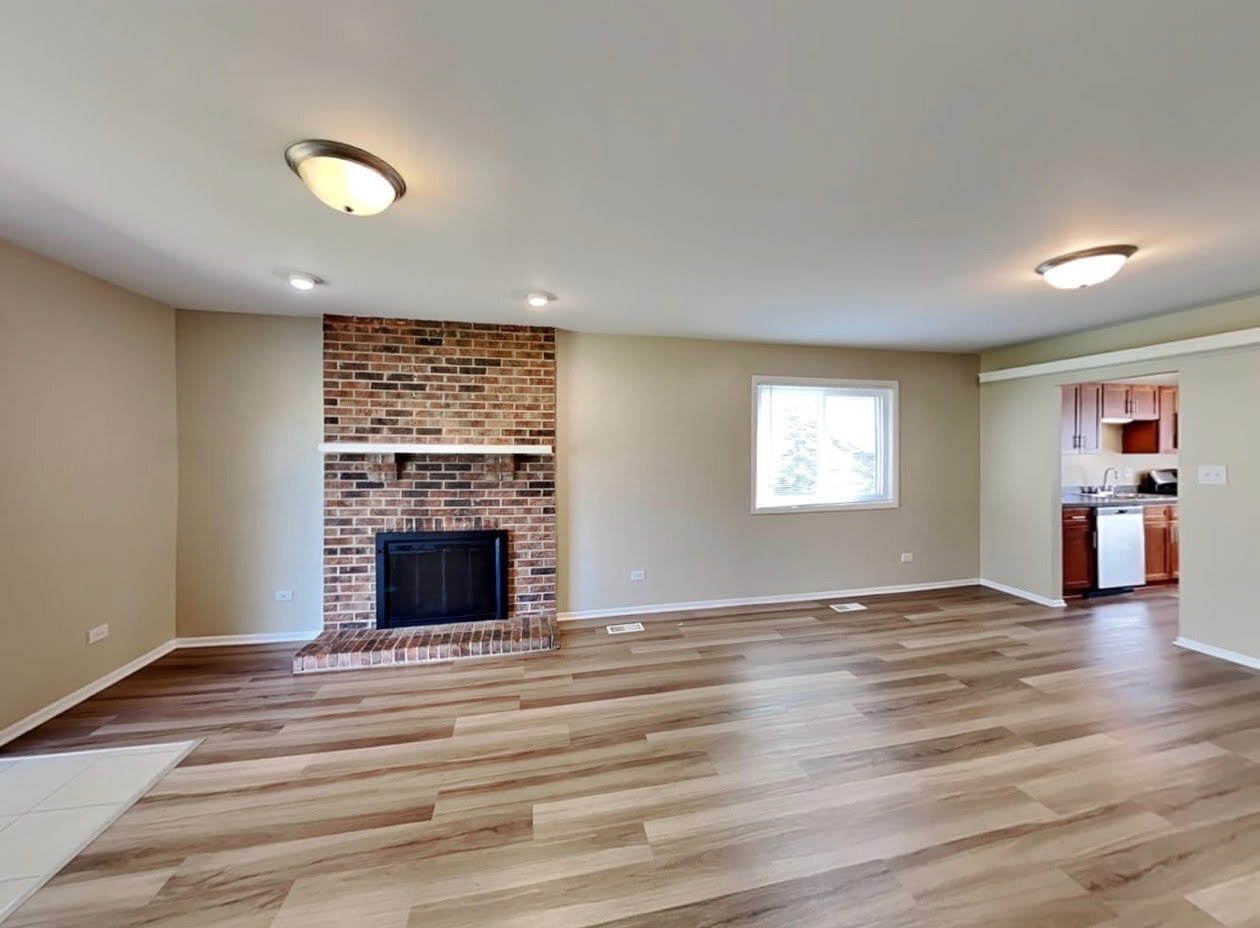 Building Photo - 6793 Redwing Dr