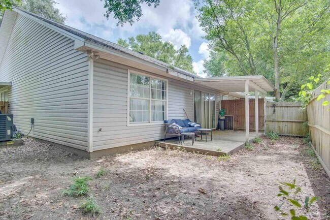 Building Photo - 2707 Tupelo Ave