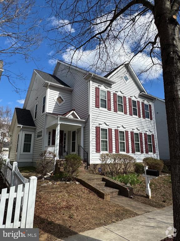 Building Photo - 609 Crooked Creek Dr