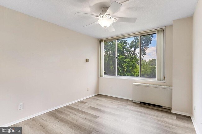Building Photo - 11801 Rockville Pike