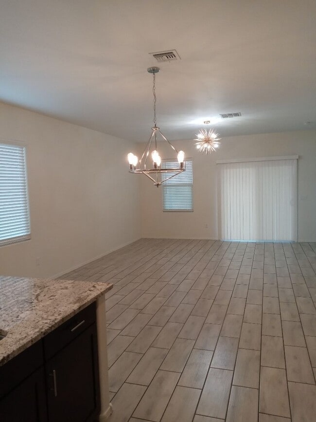 Building Photo - 14243 E Yellow Sage Ln