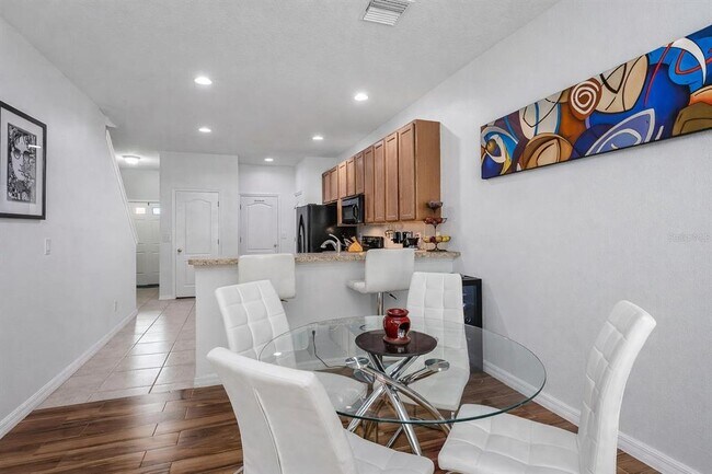 Building Photo - 5014 White Sanderling Ct