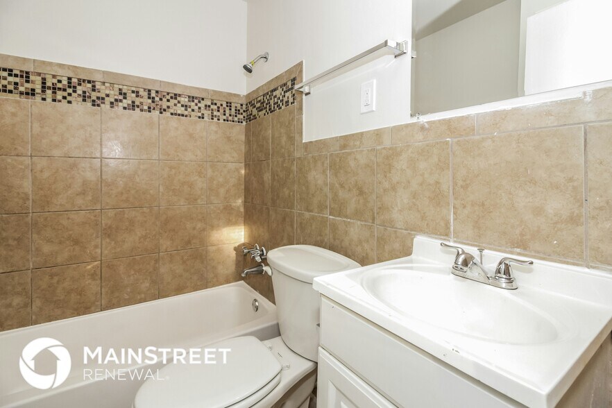 Building Photo - 3621 Mozelle St