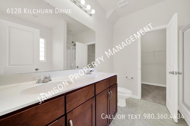 Building Photo - 6128 Kilchurn Dr