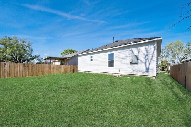 Building Photo - 7160 Rook Blvd