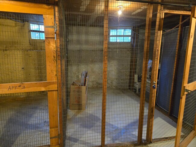 Building Photo - 188 Cold Spring St