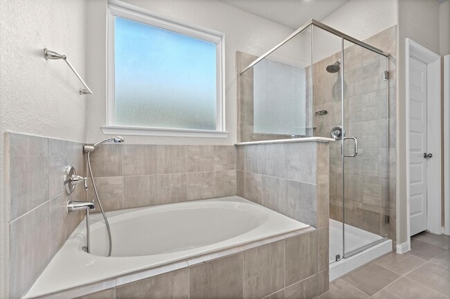 Building Photo - 13103 Everpine Trl