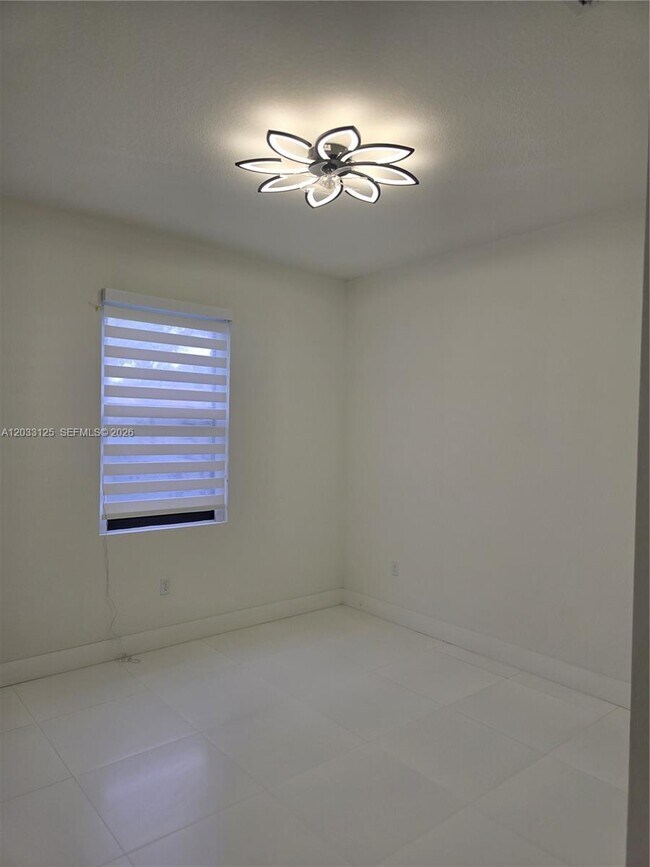 Building Photo - 19410 SW 124th Ct