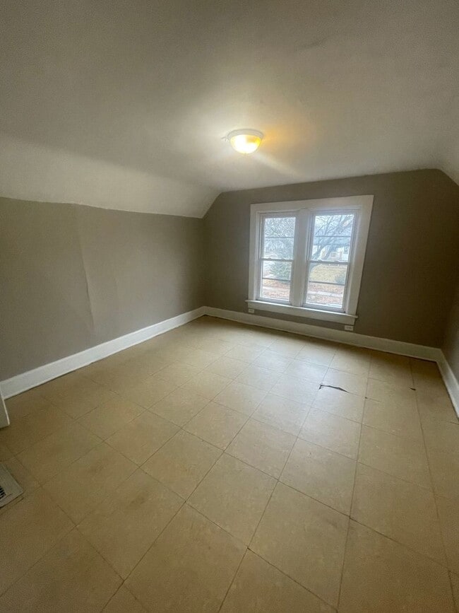 Building Photo - 235 N 37th St