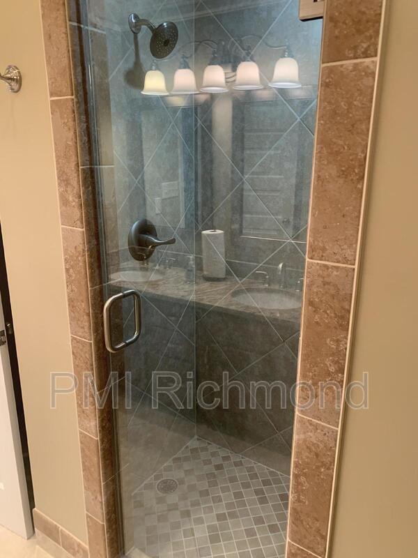 Building Photo - 2106 Cedar St