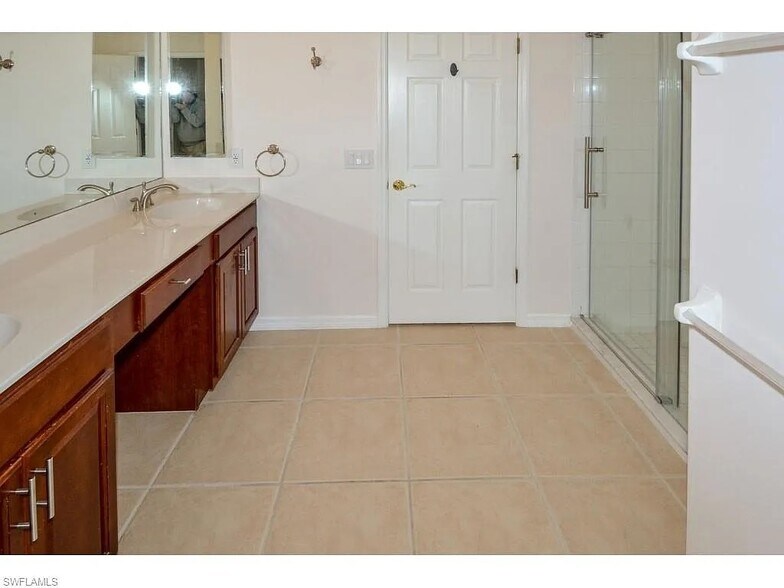 Building Photo - 9918 Horse Creek Rd