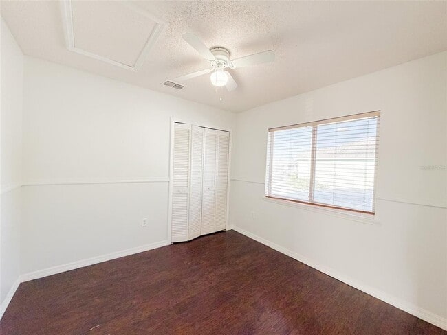 Building Photo - 1300 Carey Glen Cir