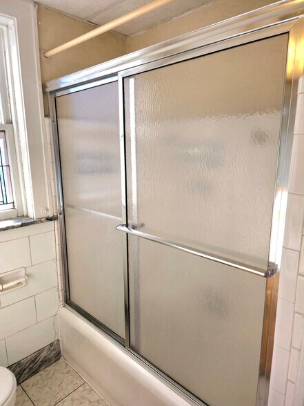 Building Photo - 7046 Forsyth Blvd