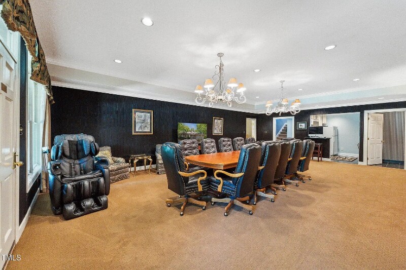 Building Photo - 11470 Club Dr