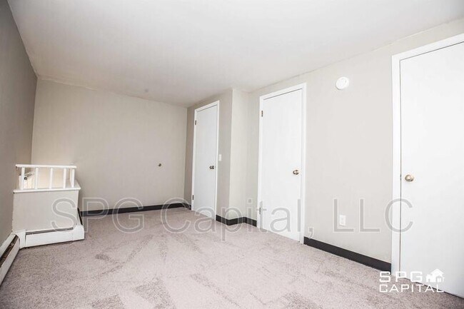 Building Photo - 14 Baltimore St