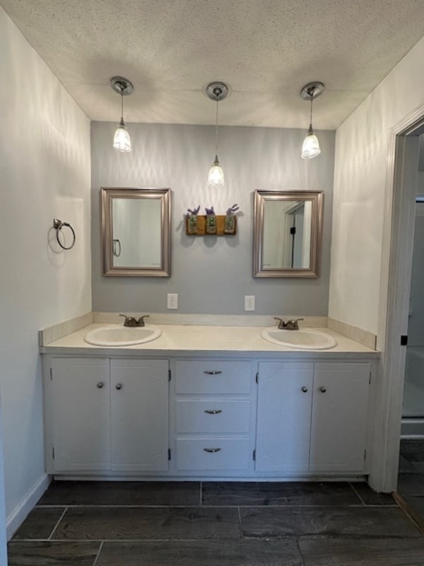 Building Photo - 107 Sunny Vista Dr