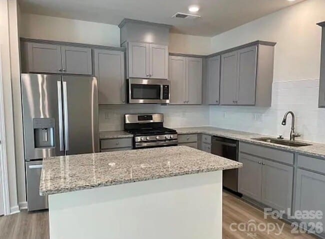 Building Photo - 7157 Bentz St