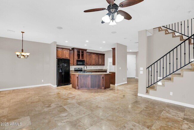 Building Photo - 1414 W Coral Reef Dr