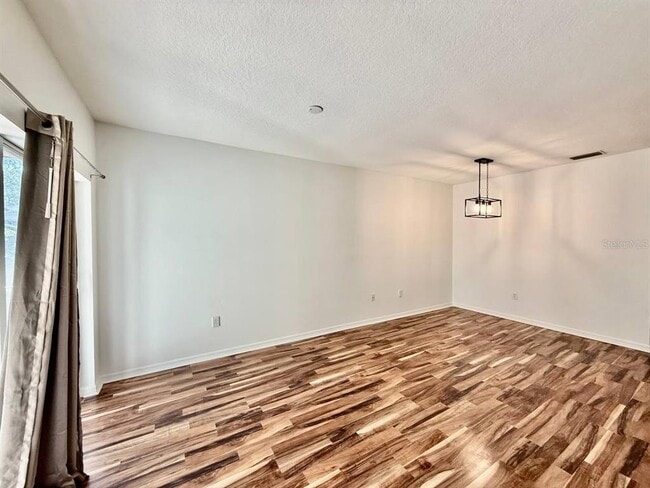 Building Photo - 6014 Portsdale Pl