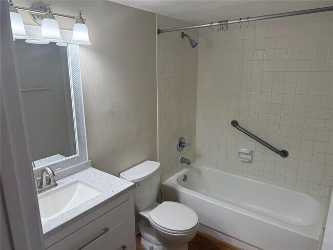 Building Photo - 8215 Sun Spring Cir