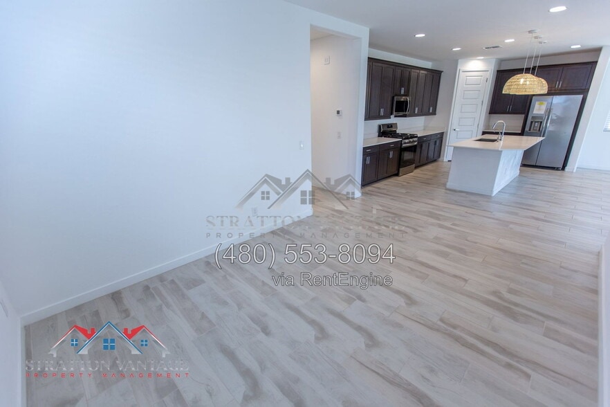 Building Photo - 4204 Enmark Dr