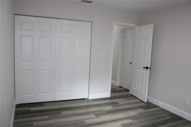 Building Photo - 9312 Bahia Rd