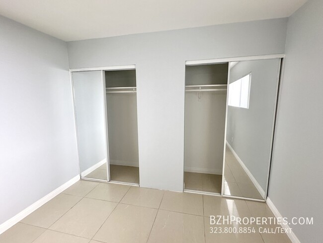 Building Photo - Newly Updated 1Bedroom 1Bathroom In Prime ...