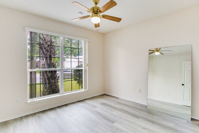 Building Photo - Welcome to this radiant and exquisite home...