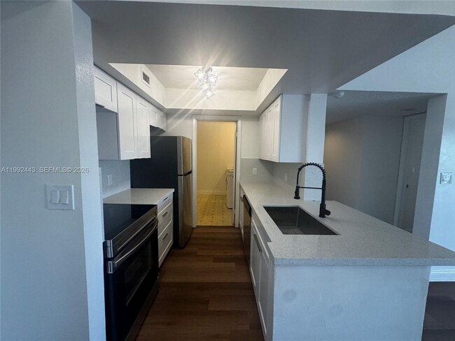 Building Photo - 5720 Rock Island Rd