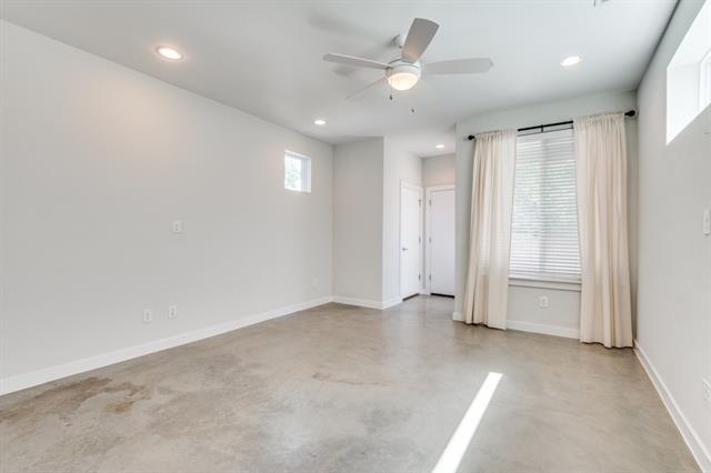 Building Photo - 1155 Crownview Ln