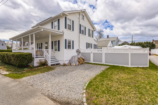 Building Photo - 15 Sols Point Rd