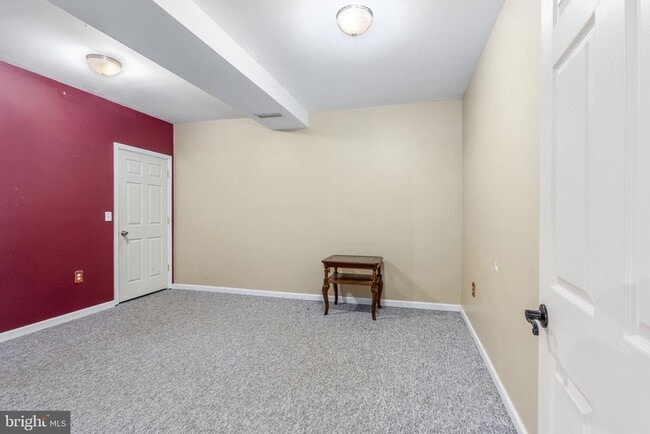 Building Photo - 8314 Myrtle Ln