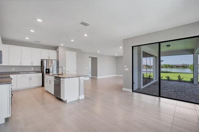 Building Photo - 2561 Buckthorn Lp