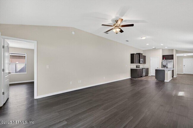 Building Photo - 8387 Cape Fox Dr
