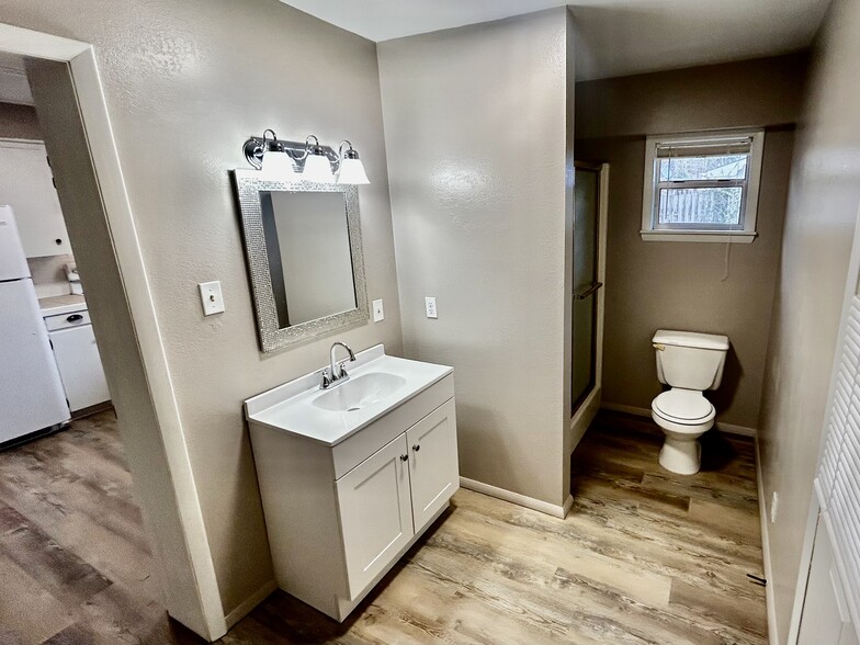 Building Photo - 2632 Ouachita Cir