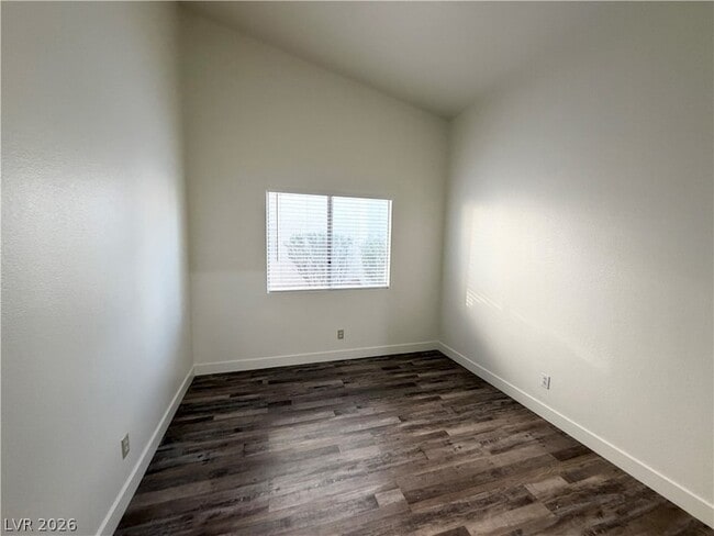 Building Photo - 1824 Cedar Flat Ln