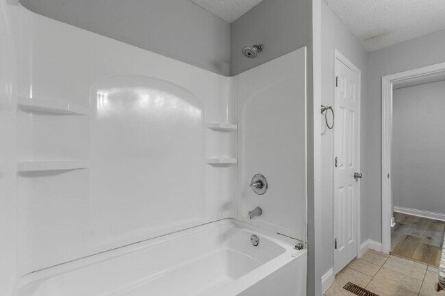 Building Photo - 6874 Beulah Dr