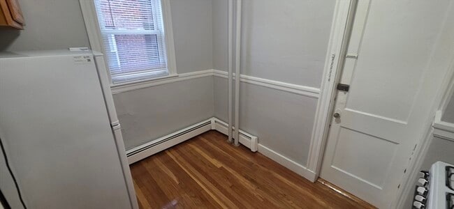 Building Photo - 38 Estes St