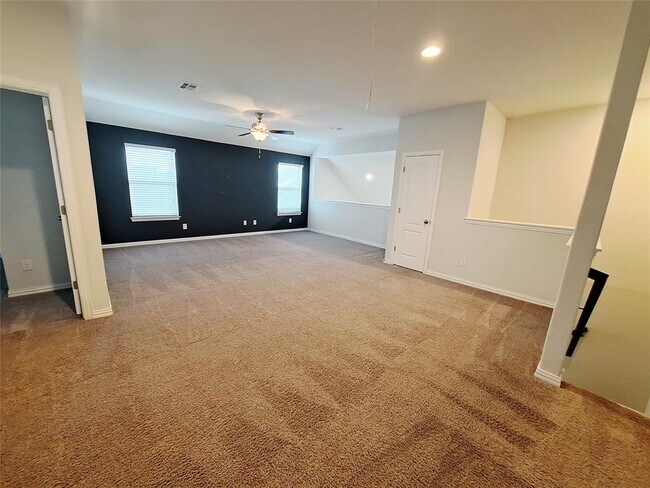 Building Photo - 5900 Bucine Cv