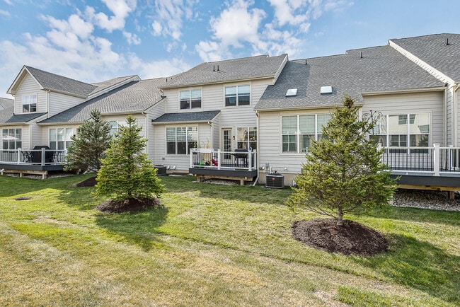Building Photo - 3075 N Spurway Dr