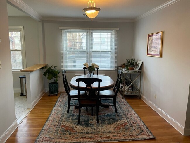 Building Photo - 412 Morris Ave