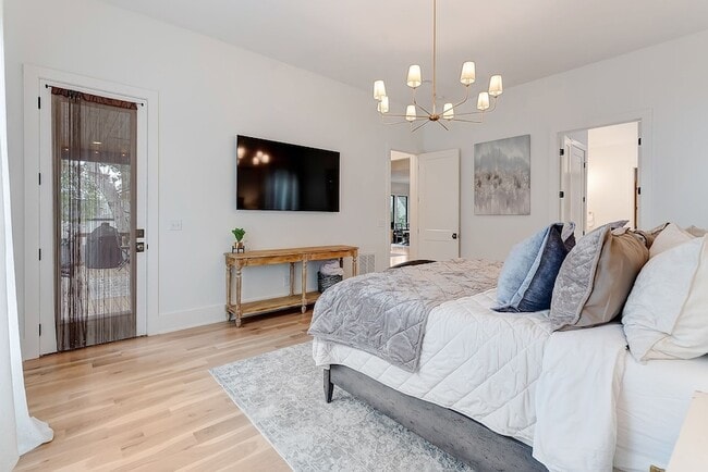 Building Photo - 3733 Estes Rd