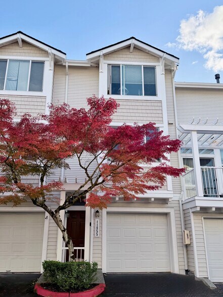 Exterior - 11855 NE 162nd Ln