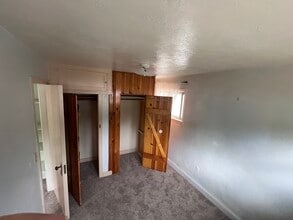 Building Photo - 1824 E San Rafael St