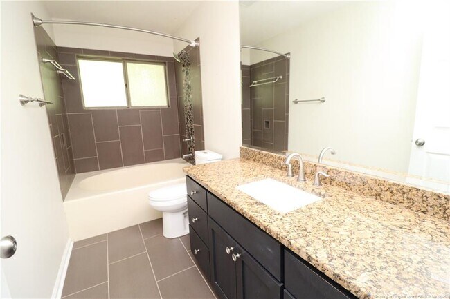 Building Photo - 6120 Sunpointe Dr