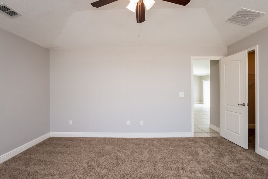 Building Photo - 431 Britten Dr