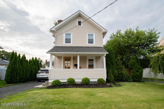 Primary Photo - 610 Ocean Rd