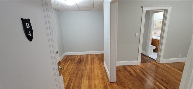 Building Photo - 121-123 Hawthorne St