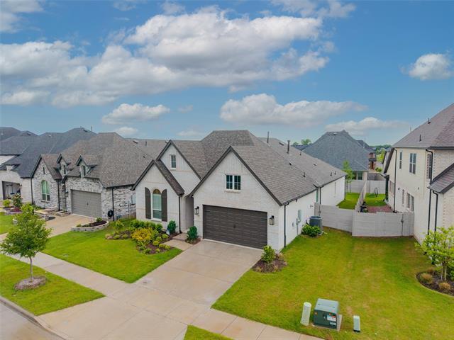 Building Photo - 3509 Mescalbean Dr
