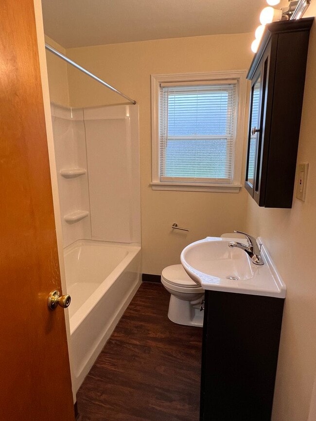 Building Photo - 154 S Kimberly